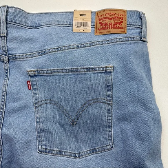 Levi’s High Waisted Distressed Mom Jeans Size 24W plus NWT - Picture 16 of 16
